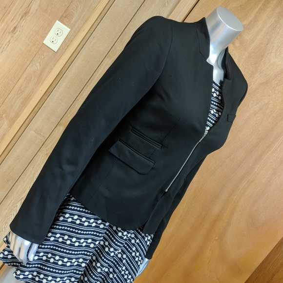 Suzy Shier Blazer/ Jacket - Picture 6 of 12